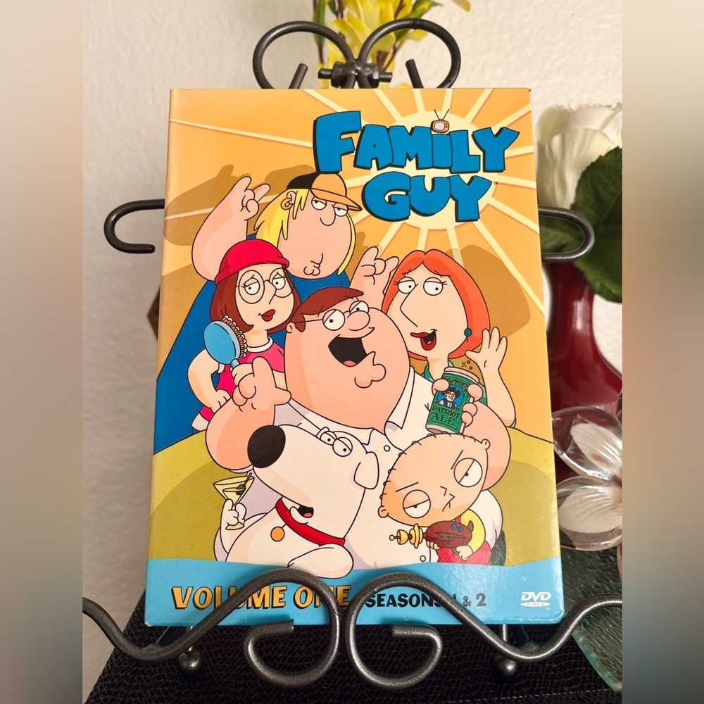 “Family Guy Volume One: Seasons 1 & 2" on DVD (4-disc set, 2009)